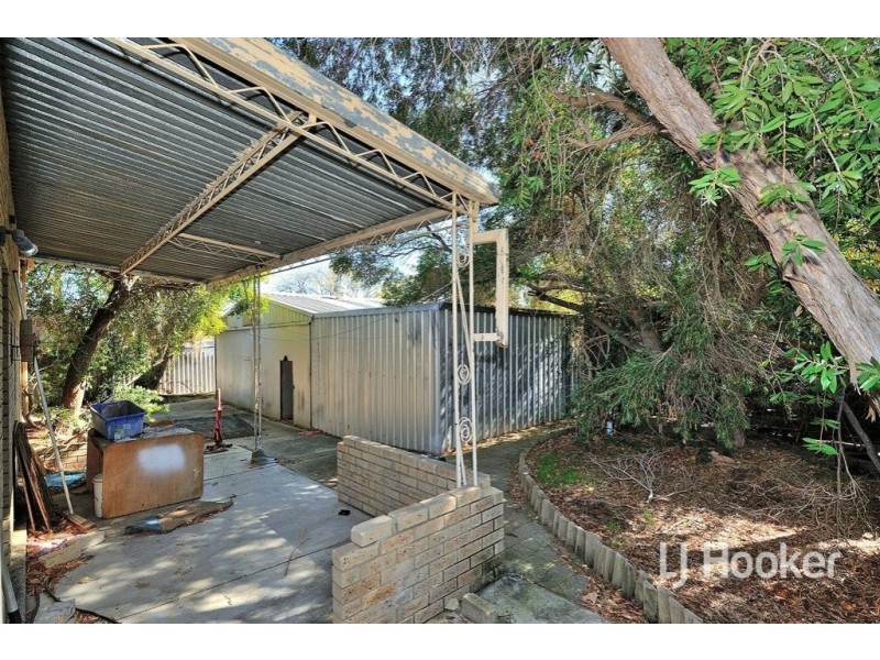 37 Koolgoo Way, Koongamia WA 6056