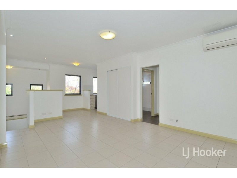 4/62 Sayer Street, Midland WA 6056