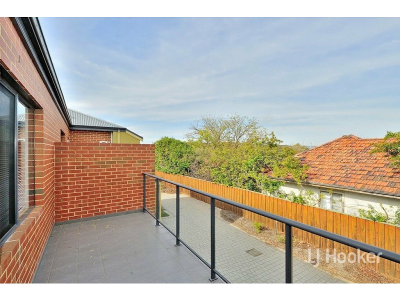 4/62 Sayer Street, Midland WA 6056