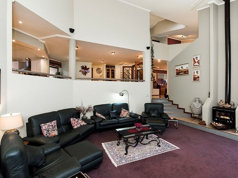 19 Parkway, Swan View WA 6056