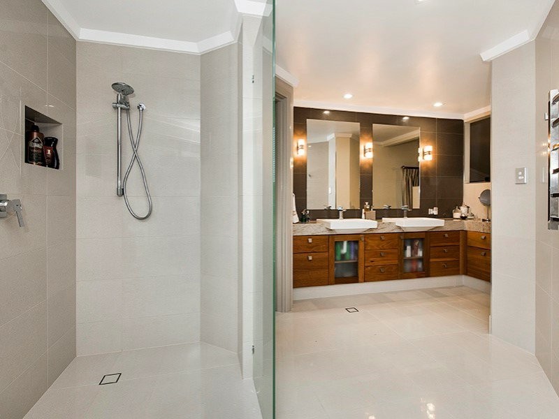 19 Parkway, Swan View WA 6056