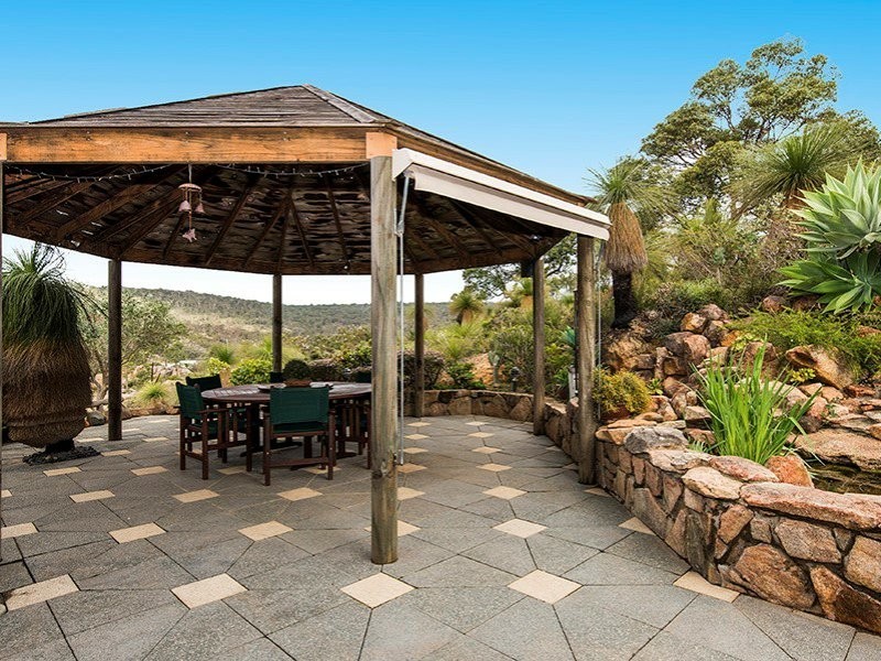 19 Parkway, Swan View WA 6056