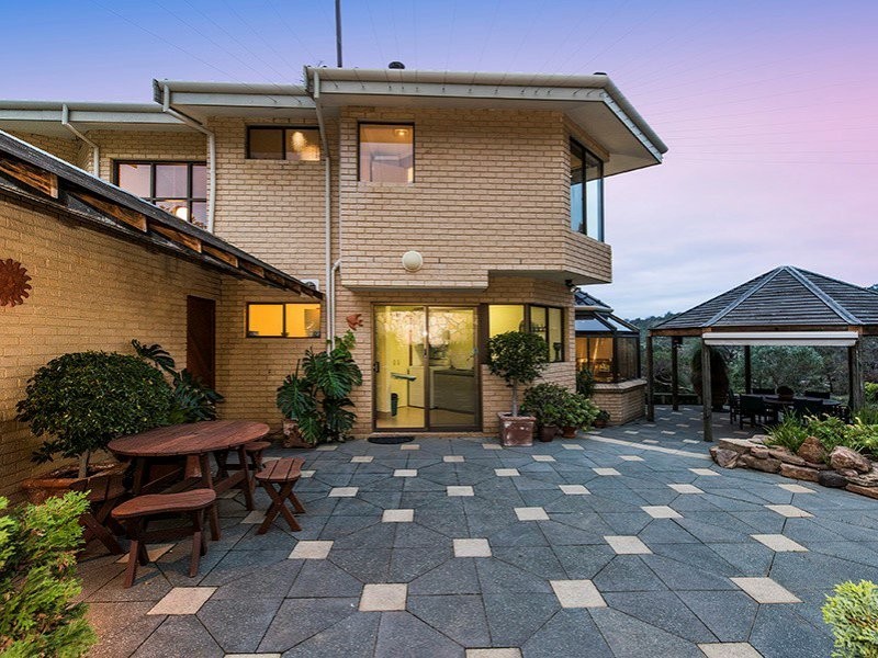 19 Parkway, Swan View WA 6056