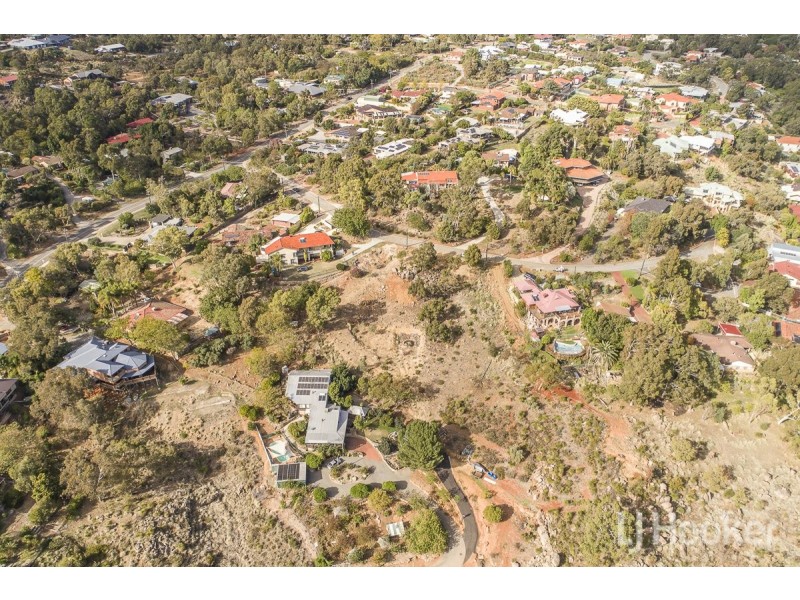 10 Grevillea Crescent, Swan View WA 6056