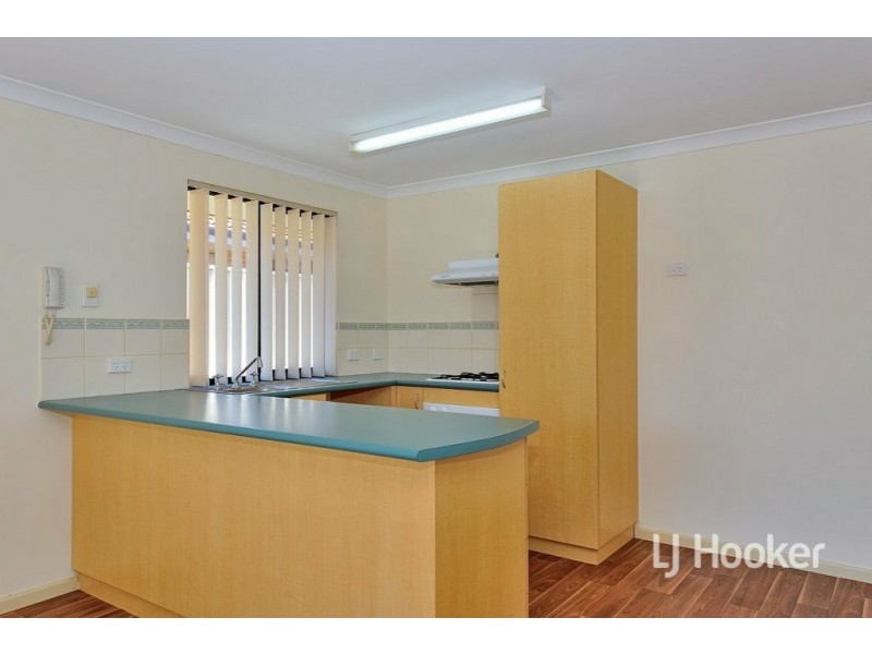 1/22 Avon Crescent, Viveash WA 6056