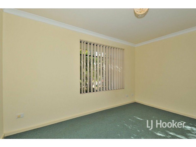 1/22 Avon Crescent, Viveash WA 6056