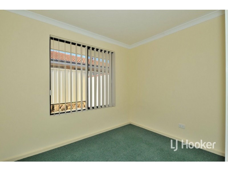 1/22 Avon Crescent, Viveash WA 6056