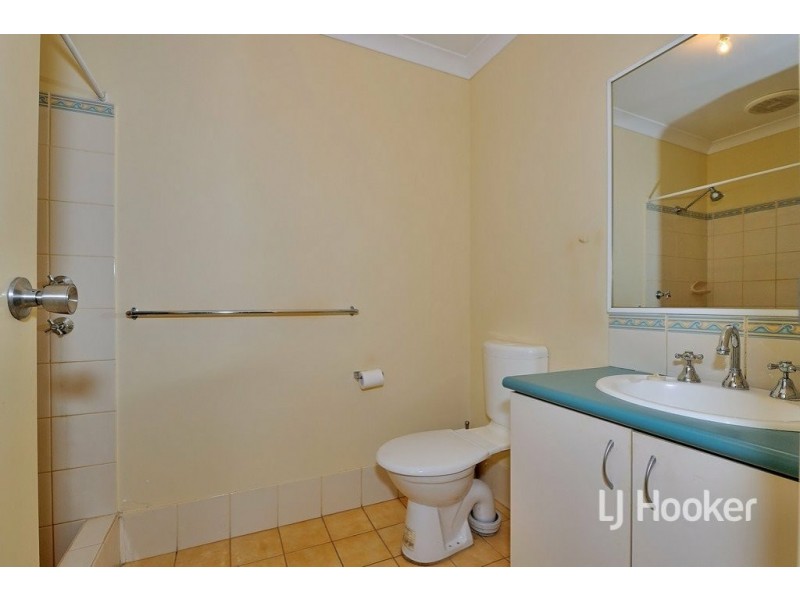 1/22 Avon Crescent, Viveash WA 6056