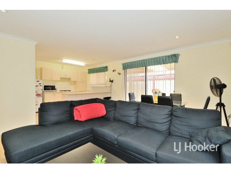 4/3 Henry Street, Midland WA 6056