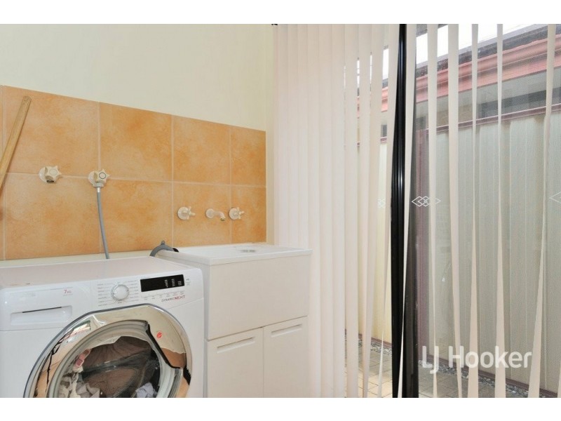 4/3 Henry Street, Midland WA 6056