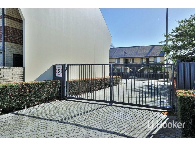 Unit 25/44 Railway Pde, Midland WA 6056