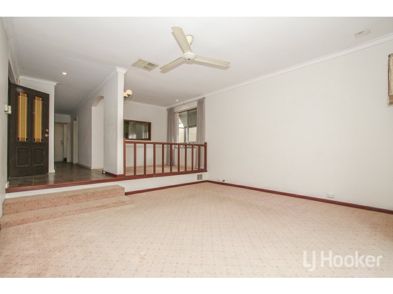 11 Kingsley Drive, South Guildford WA 6055