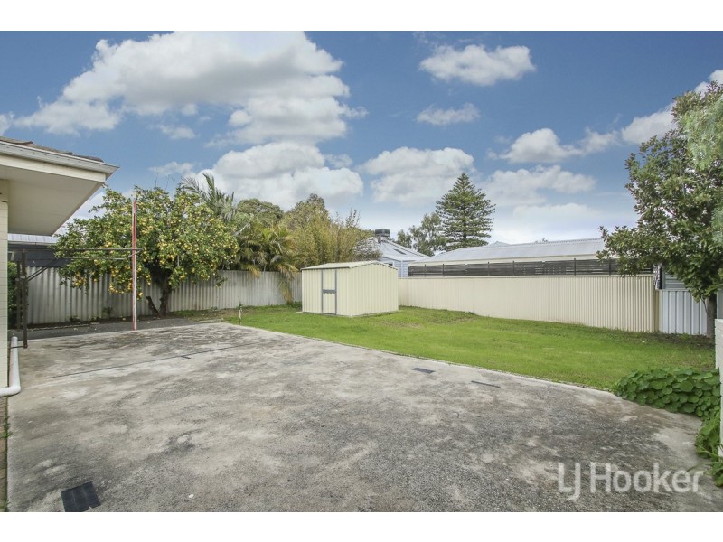 11 Kingsley Drive, South Guildford WA 6055