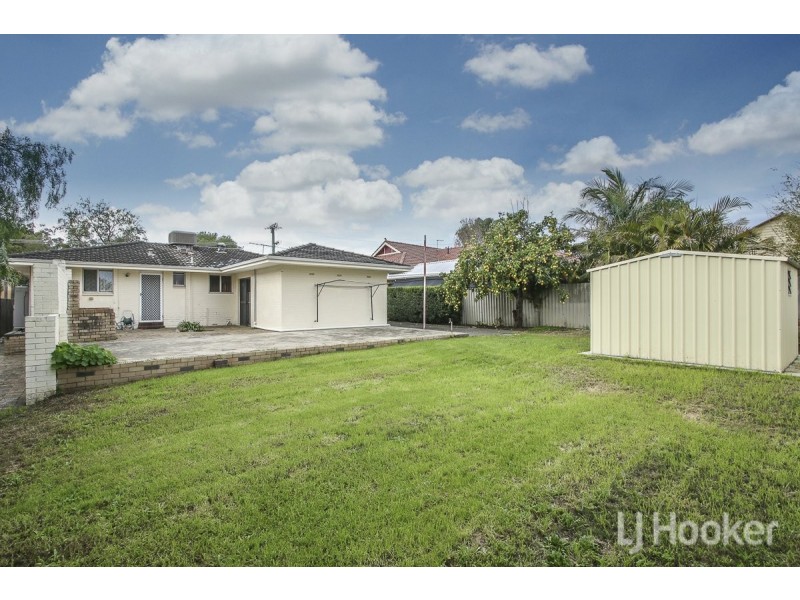 11 Kingsley Drive, South Guildford WA 6055