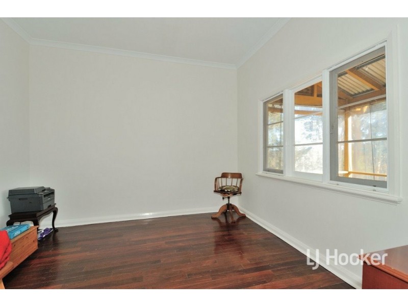 1084 Reen Road, Gidgegannup WA 6083