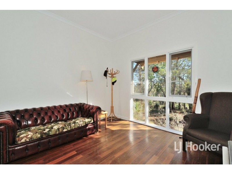 1084 Reen Road, Gidgegannup WA 6083