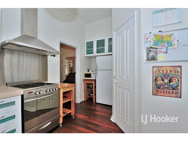 1084 Reen Road, Gidgegannup WA 6083