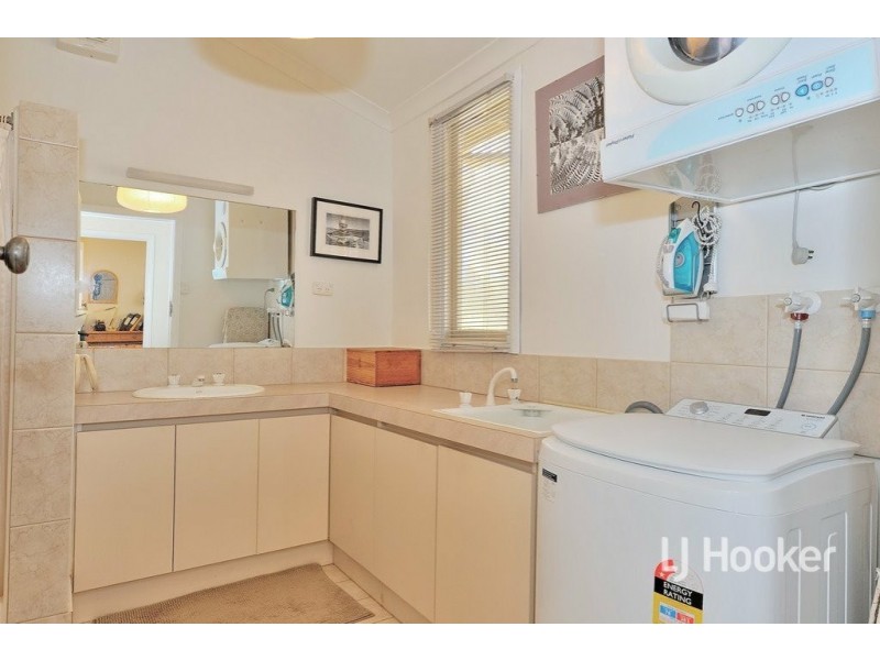 1084 Reen Road, Gidgegannup WA 6083