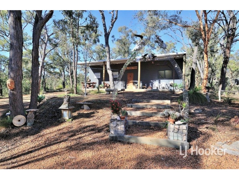 1084 Reen Road, Gidgegannup WA 6083