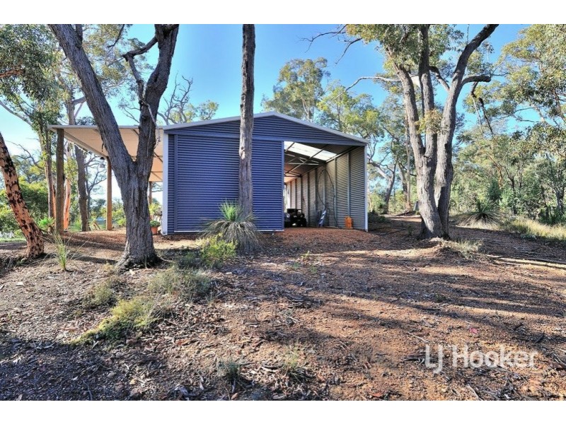 1084 Reen Road, Gidgegannup WA 6083