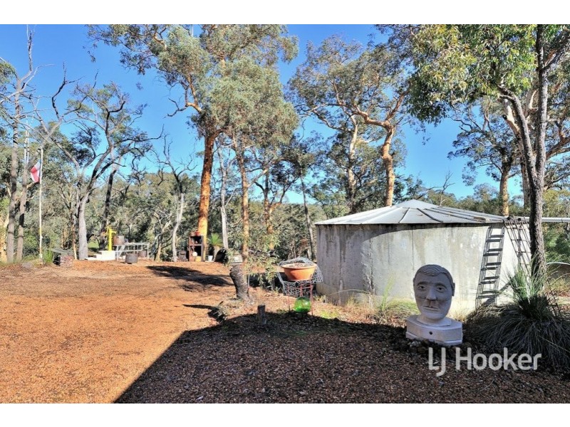 1084 Reen Road, Gidgegannup WA 6083