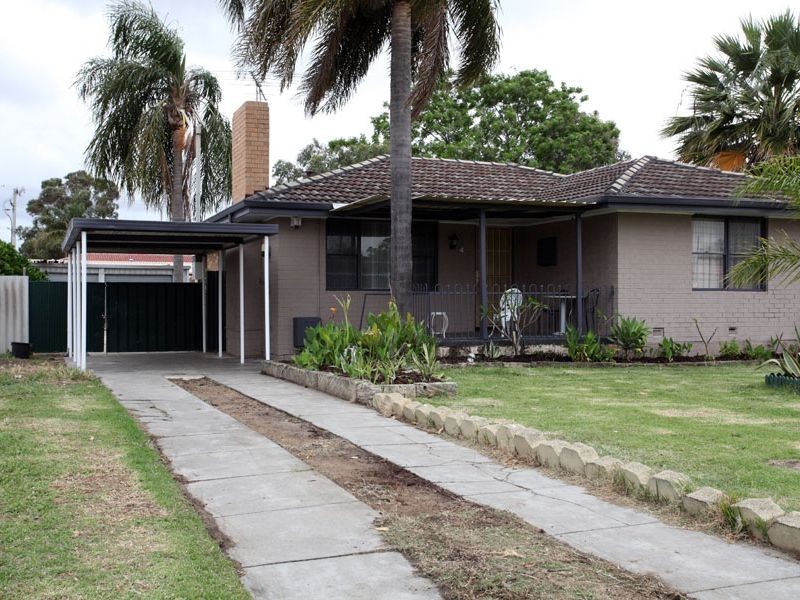 4 Dickson Drive, Middle Swan WA 6056