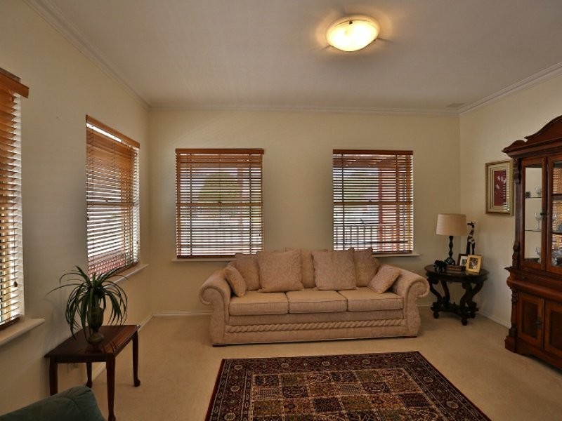 10 Sherlock Turn, Jane Brook WA 6056