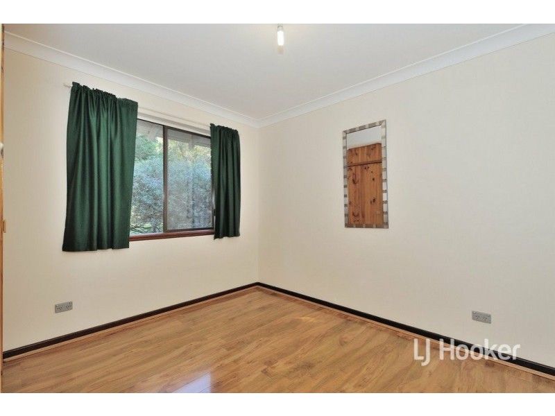 1815 Railway Terrace, Sawyers Valley WA 6074