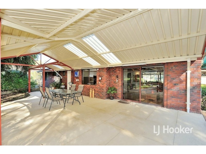 1815 Railway Terrace, Sawyers Valley WA 6074