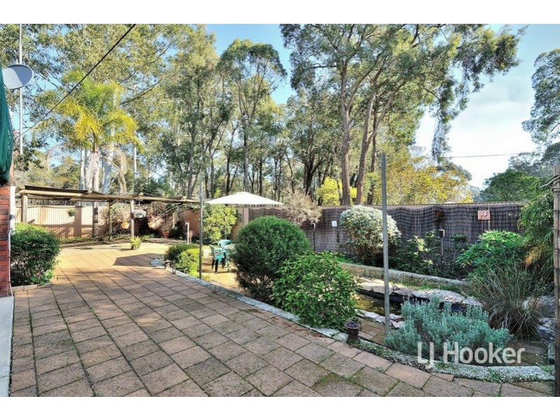 1815 Railway Terrace, Sawyers Valley WA 6074