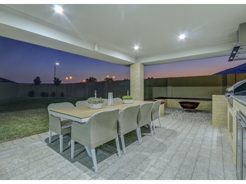 4 Bentall Way, The Vines WA 6069