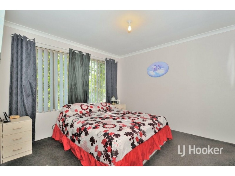 6 Yeates Lane, Stratton WA 6056