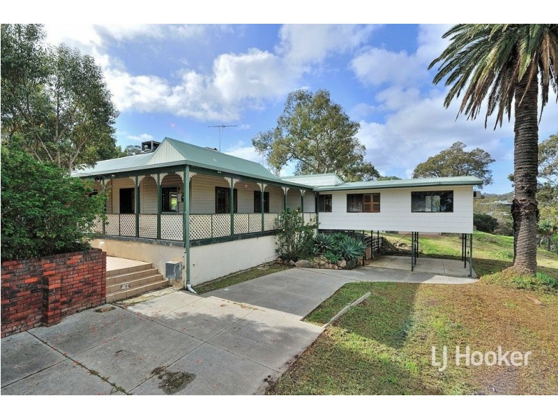 29 Glynden Way, Helena Valley WA 6056