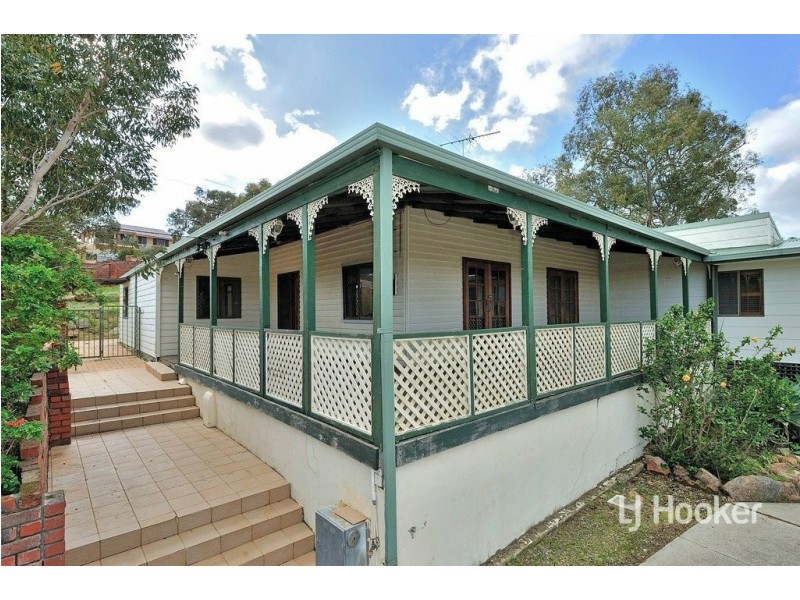 29 Glynden Way, Helena Valley WA 6056