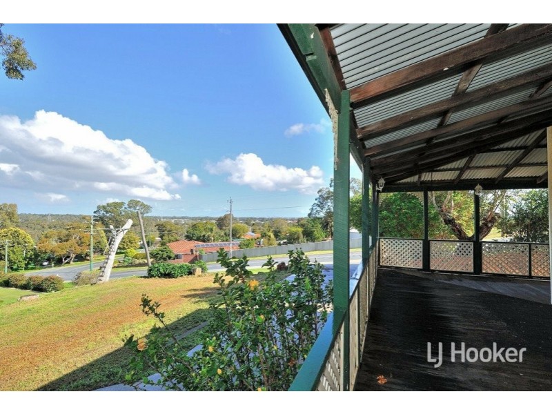 29 Glynden Way, Helena Valley WA 6056