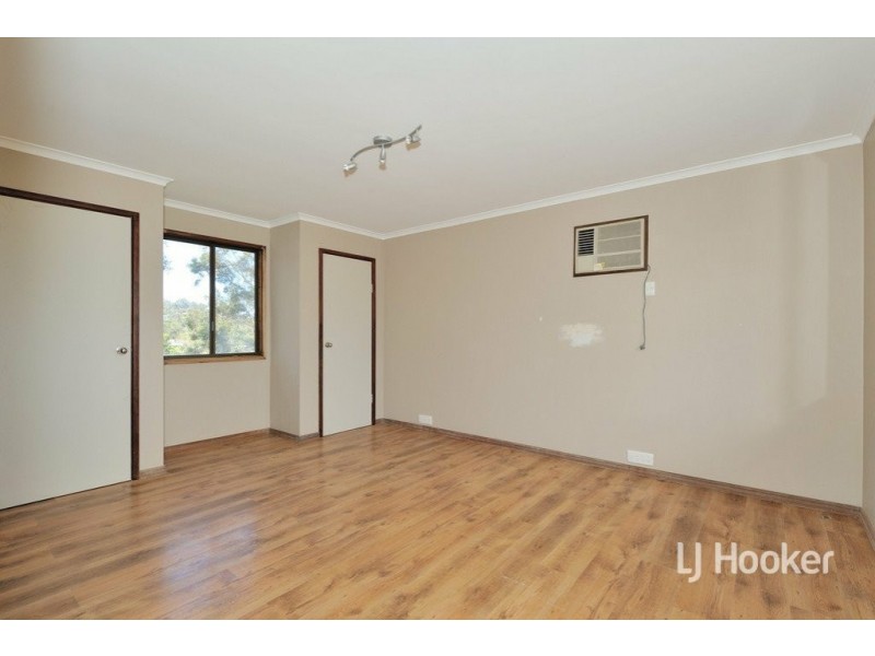 29 Glynden Way, Helena Valley WA 6056