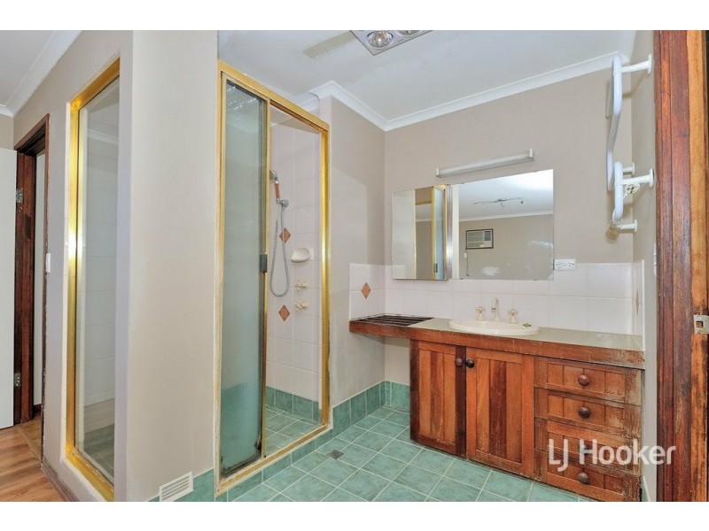 29 Glynden Way, Helena Valley WA 6056