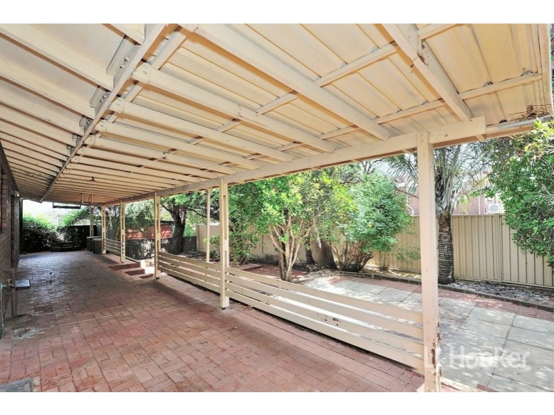 9 Chalfont Way, Swan View WA 6056