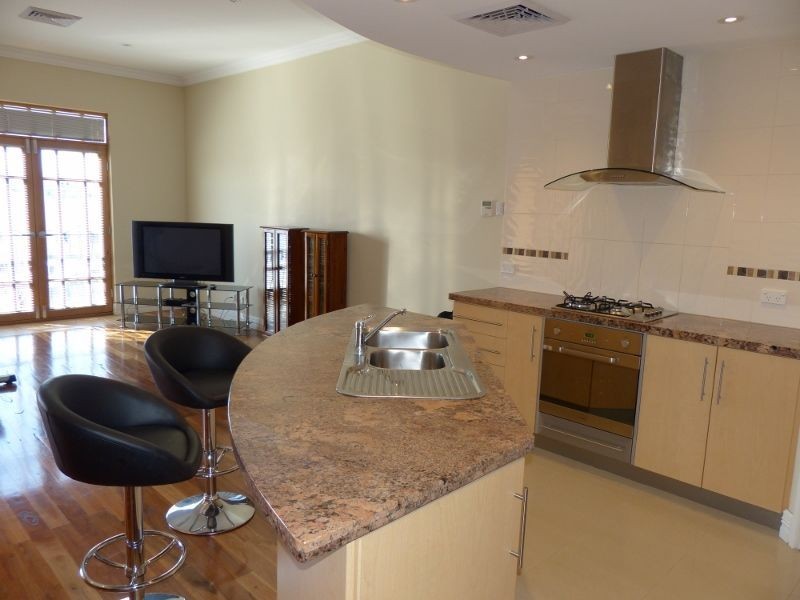 3/26 The Crescent, Midland WA 6056