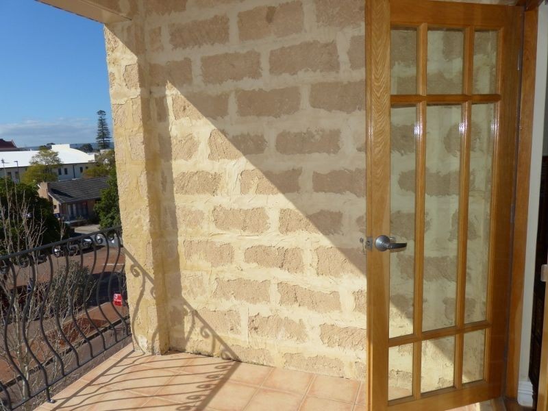 3/26 The Crescent, Midland WA 6056