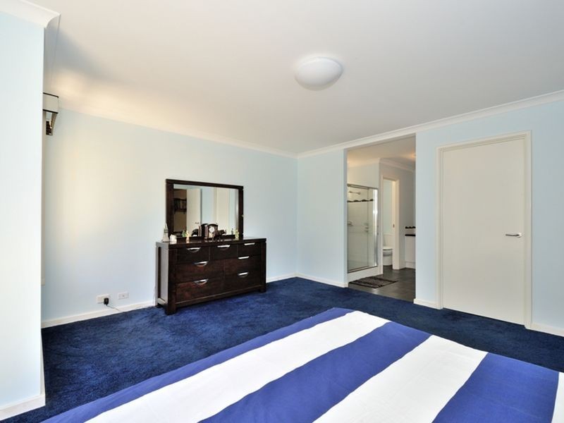 120 Horwood Road, Swan View WA 6056