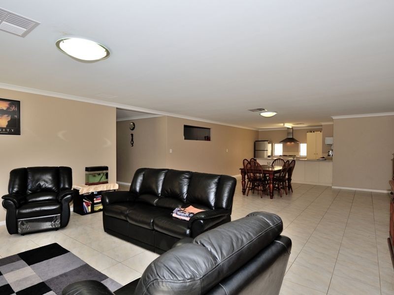 120 Horwood Road, Swan View WA 6056