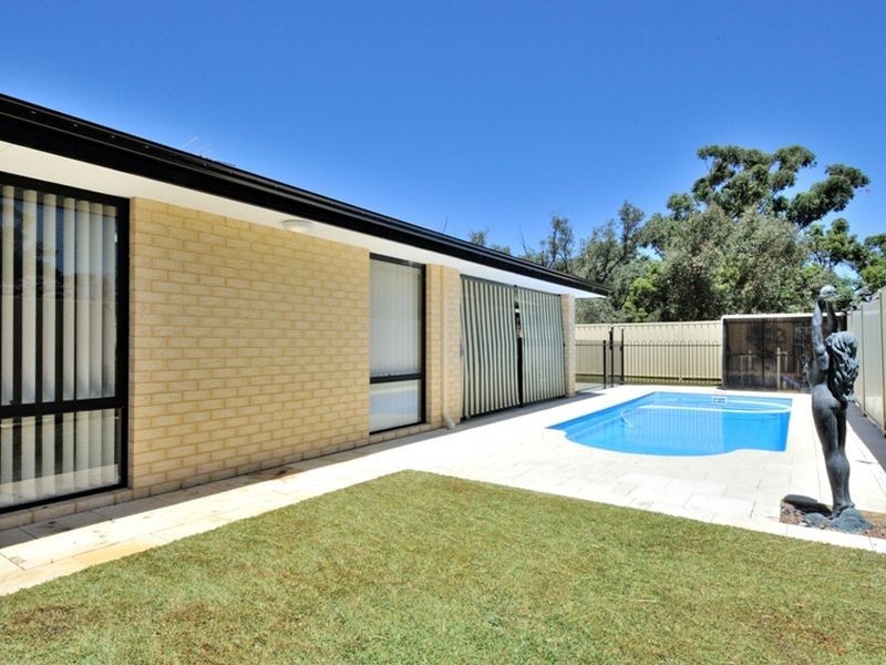 120 Horwood Road, Swan View WA 6056