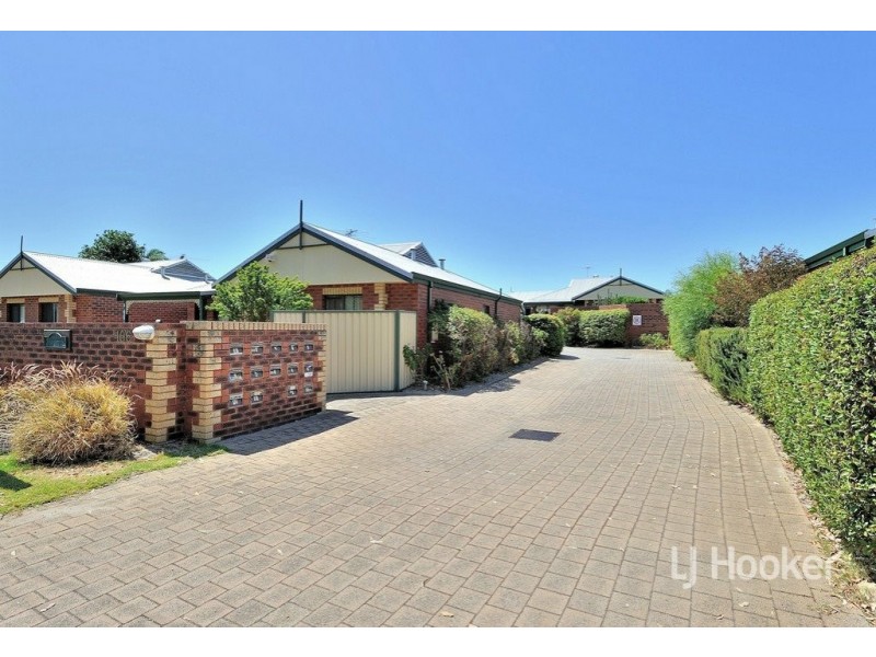 8/106 Broadway, Bassendean WA 6054