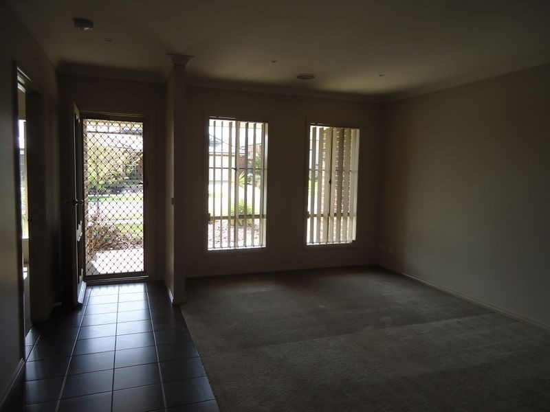 19 Misty Close, Berwick VIC 3806