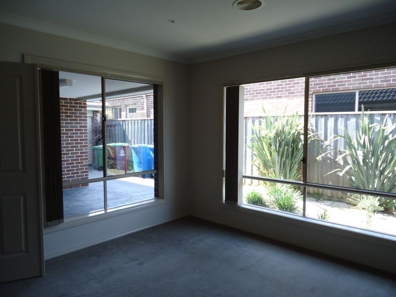 19 Misty Close, Berwick VIC 3806