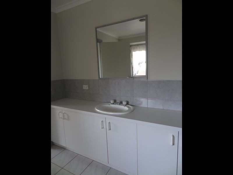 4 Wendy Court, Hampton Park VIC 3976