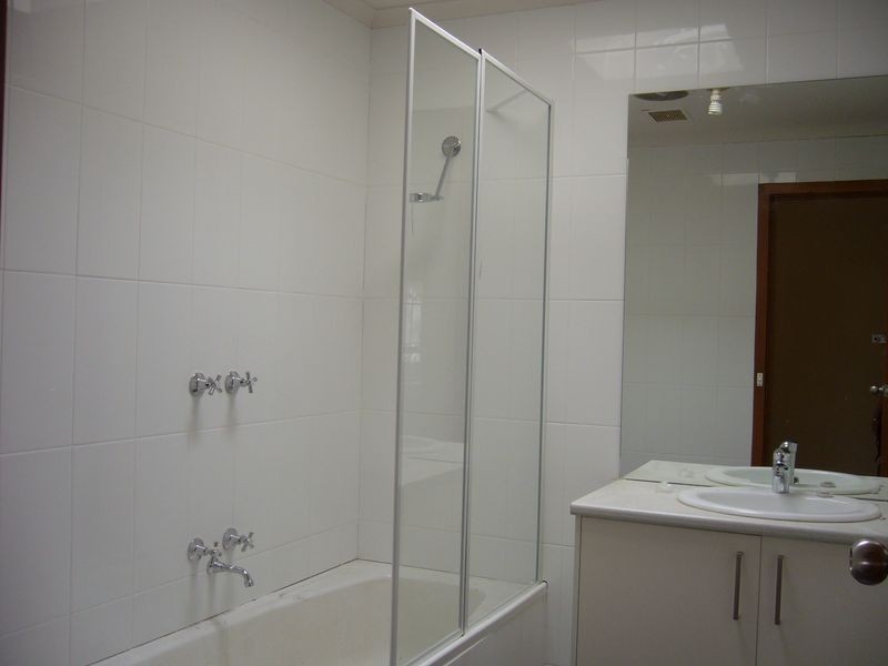 4/155 Lightwood Road, Noble Park VIC 3174