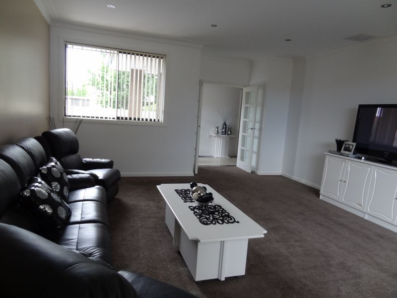 2/25 Southbourne Avenue, Dandenong VIC 3175