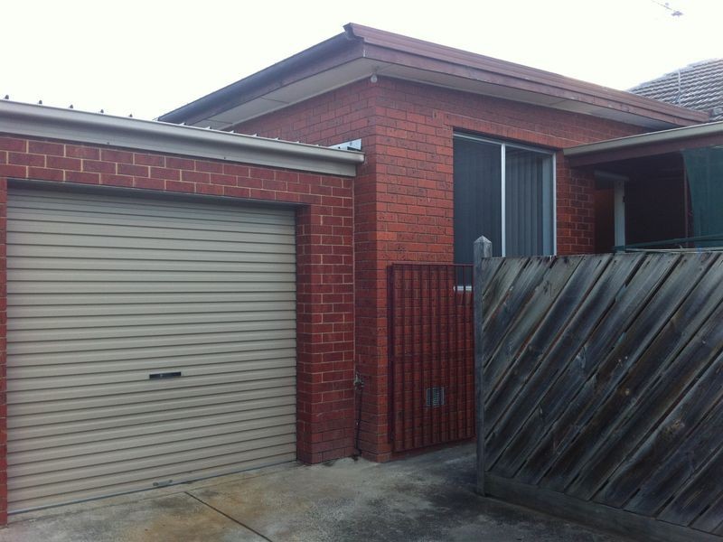 1/64 Ross Street, Dandenong VIC 3175